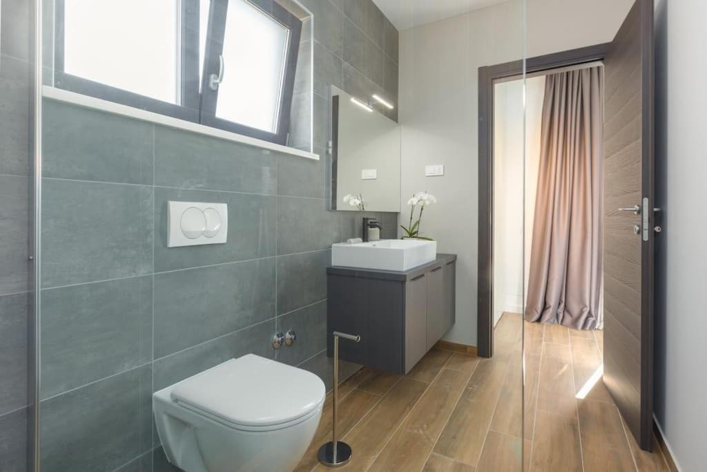 Marcante - Designer, Romantic Pool View Suite Porec Bagian luar foto